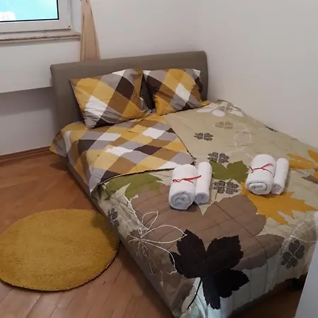 St. Marko Church App アパート *