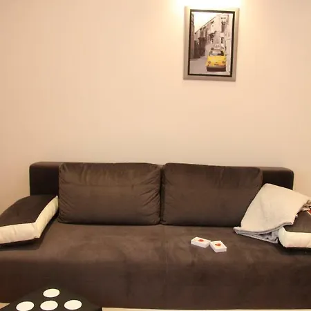 St. Marko Church App ベオグラード